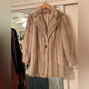 Vintage faux fur in tan